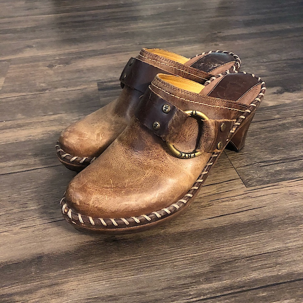 Frye Charlotte brown leather retro boho distressed heeled mules sz 8